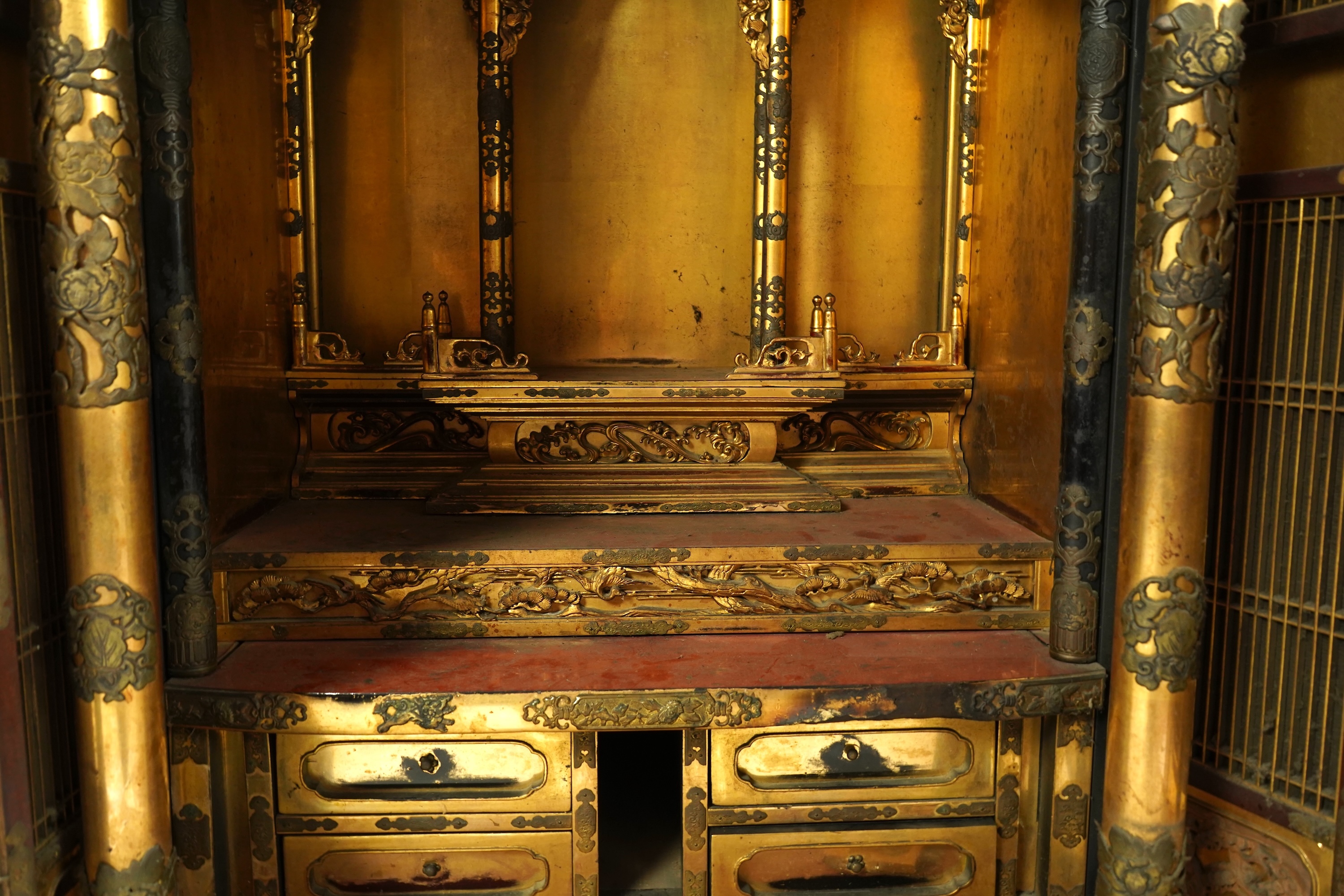A Japanese lacquer Butsudan shrine cabinet, Meiji-Taisho period